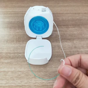 Daily Care FDA Certificate Orthodontic Threader Floss Portable Box Packing Super Bubble Floss Nylon