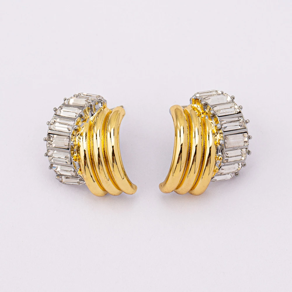 2026Fashion Classic Hoop Earrings with Exquisite Zircon Cold Wind Gold Plated Geometric Jewelry for Women