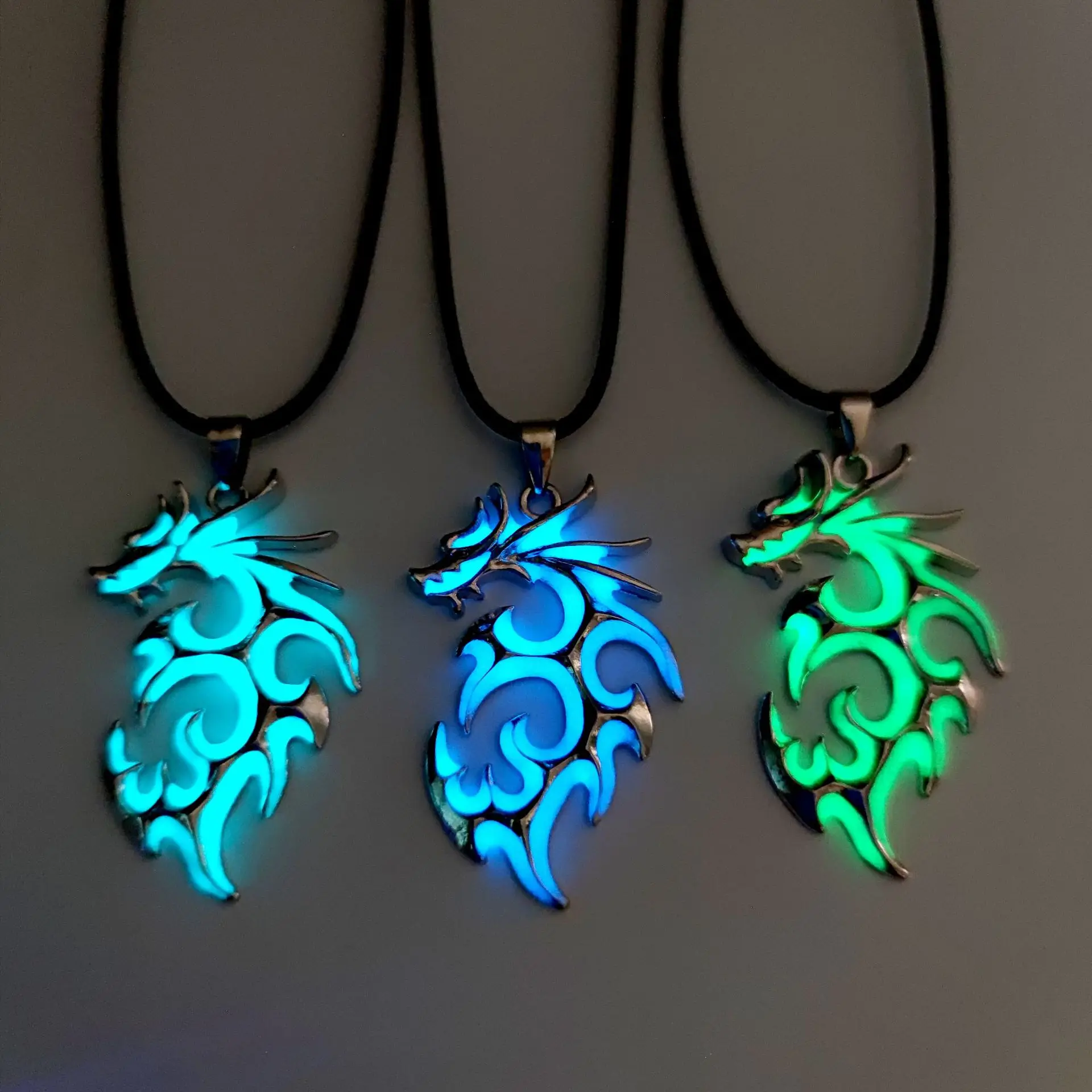 Collier Dragon Luineux Pour Hoe - Collier Phosphorescent Pour Hoe