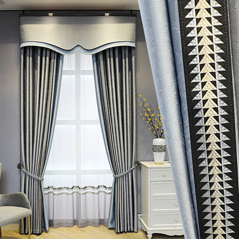 Với bộ rèm cửa phòng ngủ màu xám xanh, không gian nghỉ ngơi của bạn sẽ trở nên thanh lịch và tinh tế hơn. Tốt cho sức khỏe và mang lại giấc ngủ ngon lành. Hãy tham khảo hình ảnh để lựa chọn và sắp xếp phòng ngủ của bạn.
