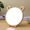 Bear-shaped makeup mirror