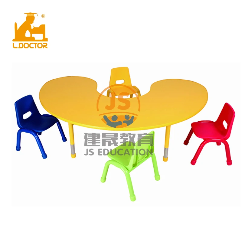 
 Детский стол и стул с регулируемой высотой  