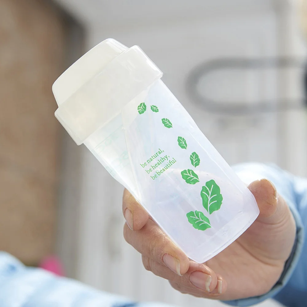 250ml Shaker Water Bottle Bpa Free Plastic Protein Shaker Mini Bottle With  Mixing Ball