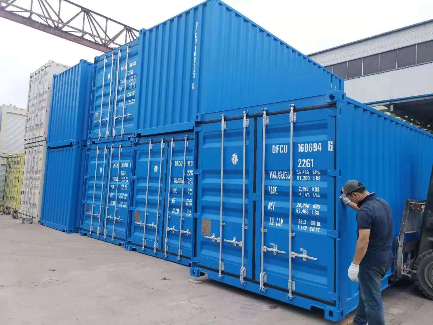 New Dry Shipping Containers - Durable & Versatile Solutions