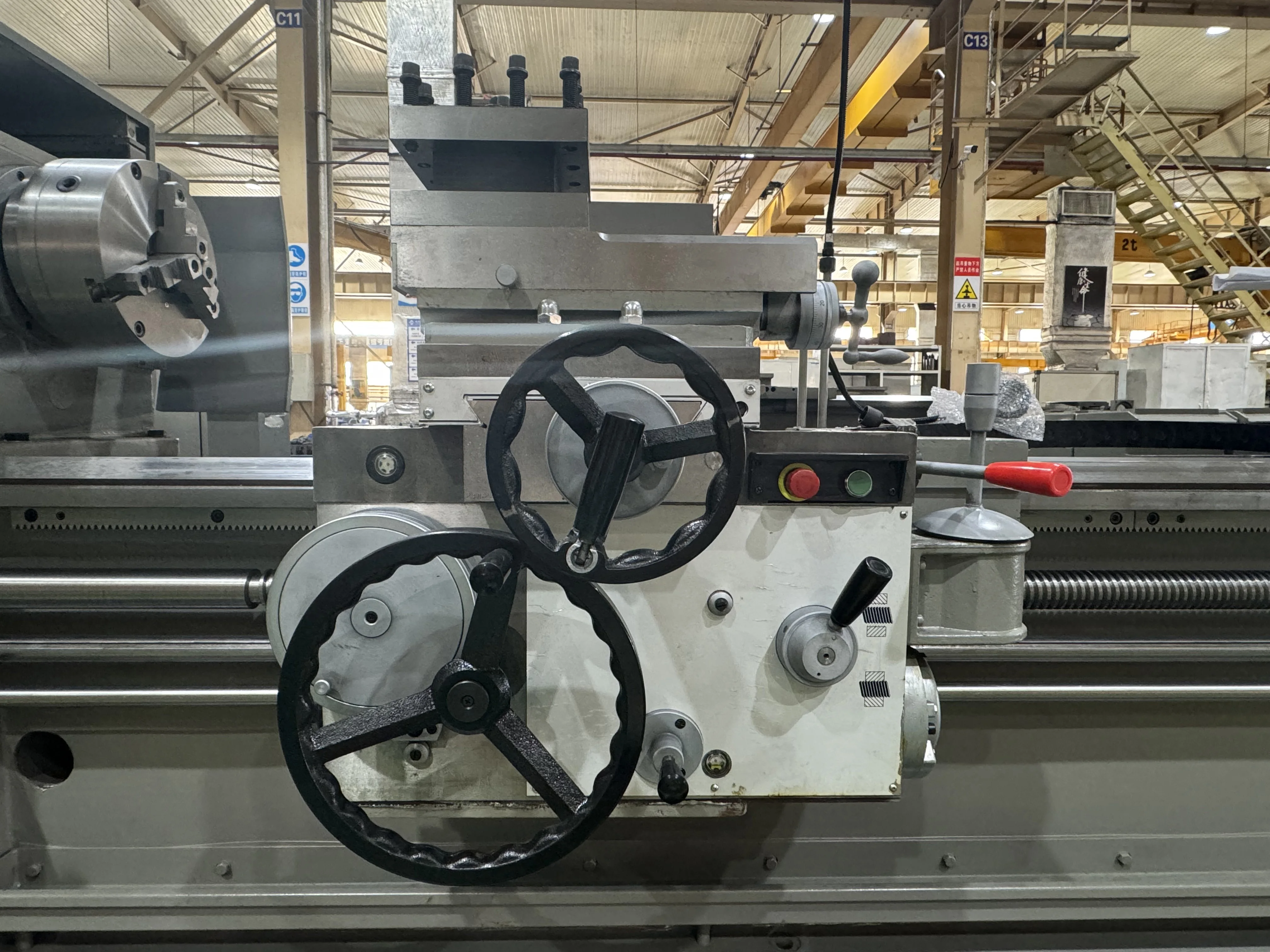 Heavy Duty Horizontal Manual Lathe CW6163B Flange Lathe 3000mm SMTCL Large Lathe Machine