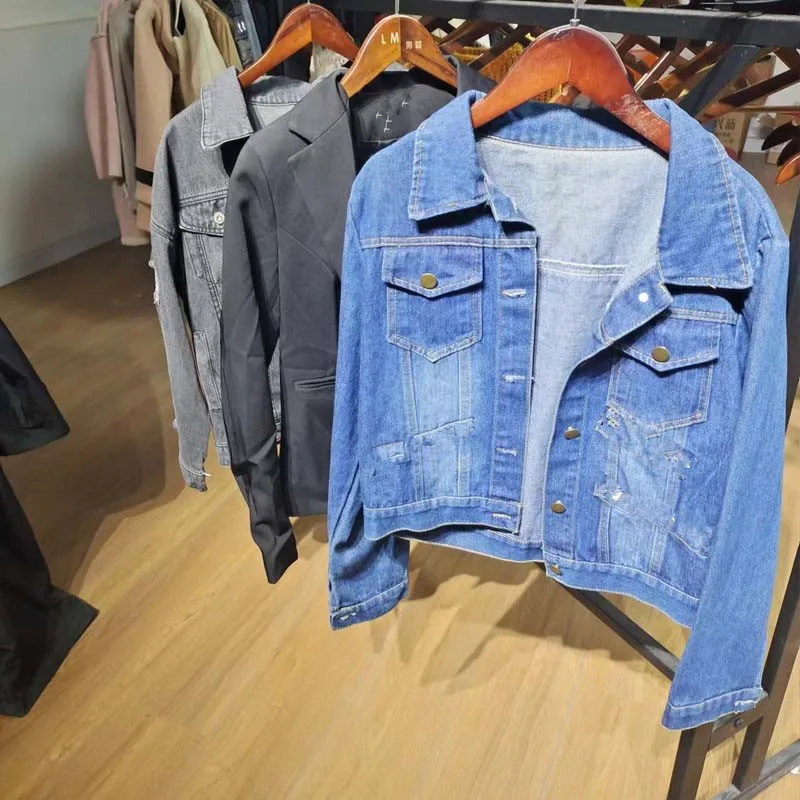 Vente en gros de vêtements usagés de seconde main Vêtements d