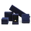 Caja para anillos azul marino