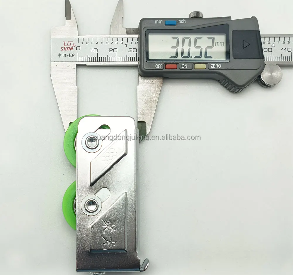 Wholesale Adjustable UPVC Plastic Sliding Door Roller with 2 Years Warranty for Windows and Doors