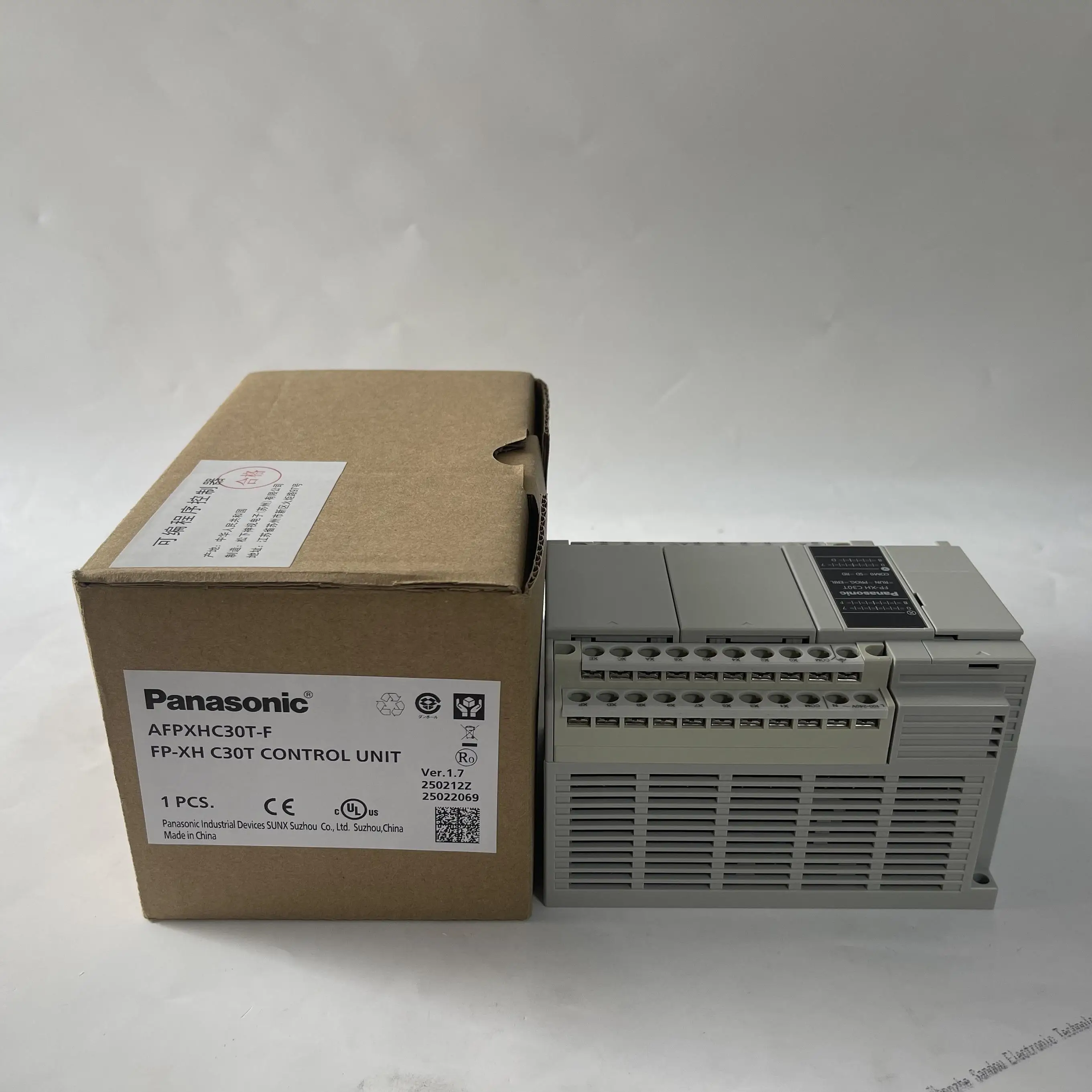 アマチュア無線 Panasonic シーケンサー AFPXHC60T FP-XH C60T
