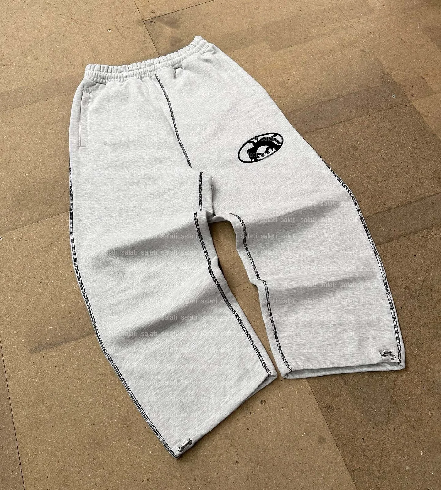 Salati Manufacturer Custom Print 220 GSM Stitching Wide Leg Oversized Loose Baggy Jogger Tracksuit Sweat Pant Sweatpants for Men gallery 4