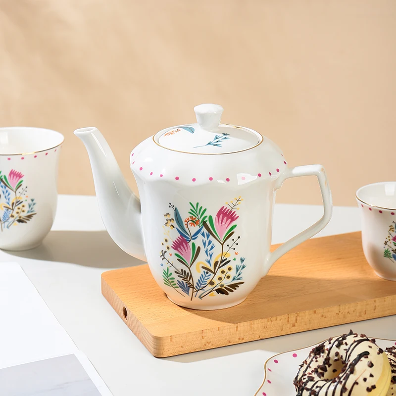 Spring Floral Patterned Side Dinnerware Porcelain Salad Plates Pink Rose and Gold White Wedding Set details