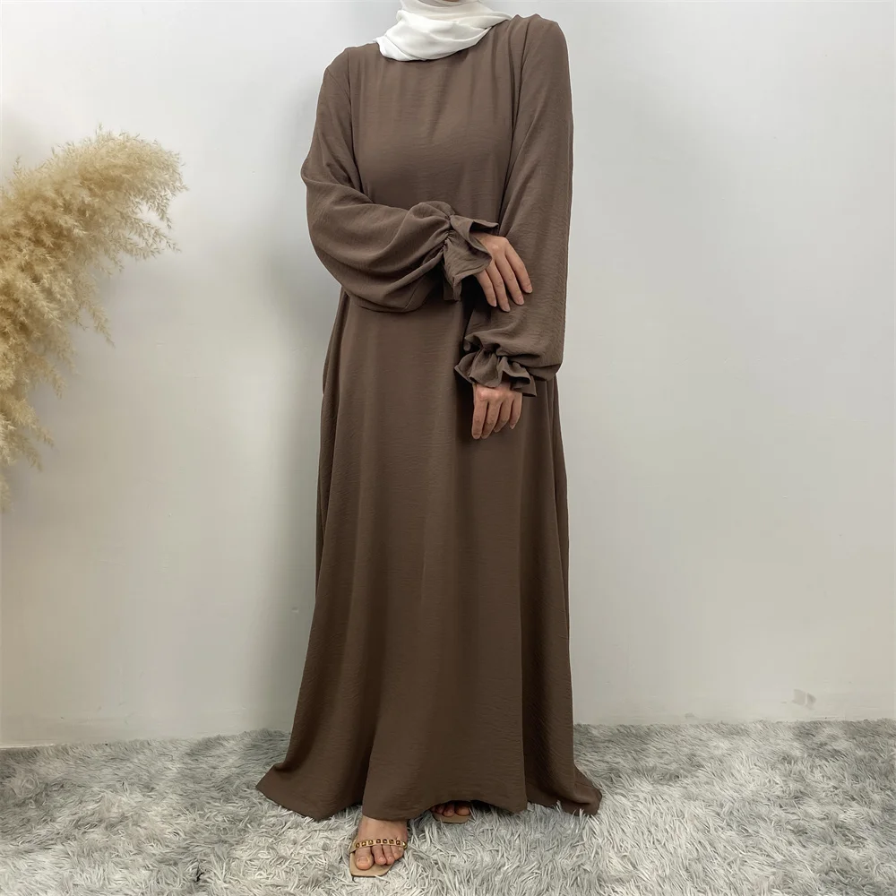 green emerald velvet dress Amazon.com: Muslim Dresses for Women Formal Eid Prayer Kaftan Long Dress  Long Sleeve Saudi Arabic Islamic Abaya Outfit Casual Girls Islamic Arab  Gowns Prayer Eastern Attire Green : Clothing, Shoes & Jewelry main image 0