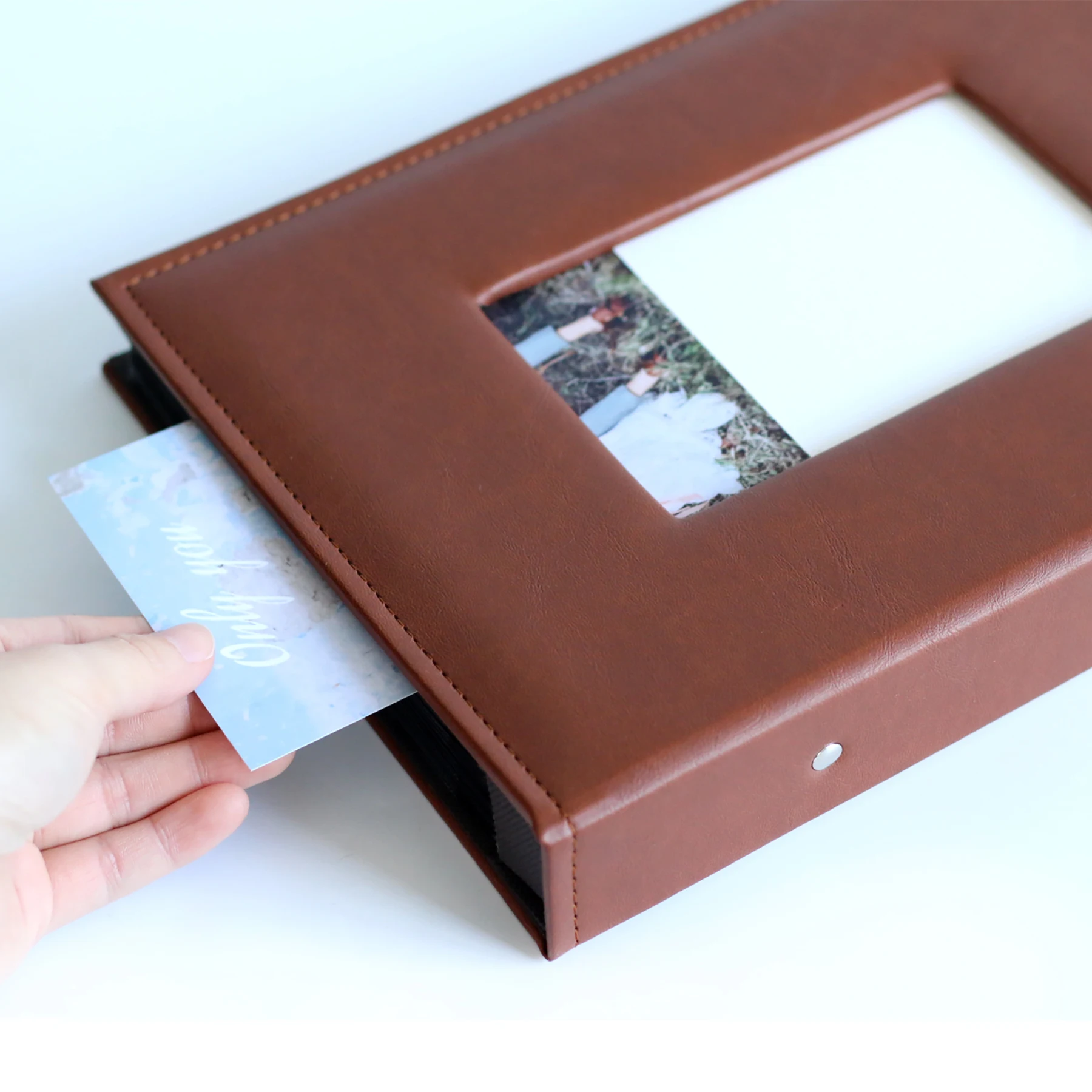 Фотоальбом 300 карманов для фотографий 4x6 дюймов, кожаный чехол большой емкости, книга с фотографиями для свадьбы, семейного отпуска ребенка (коричневый)