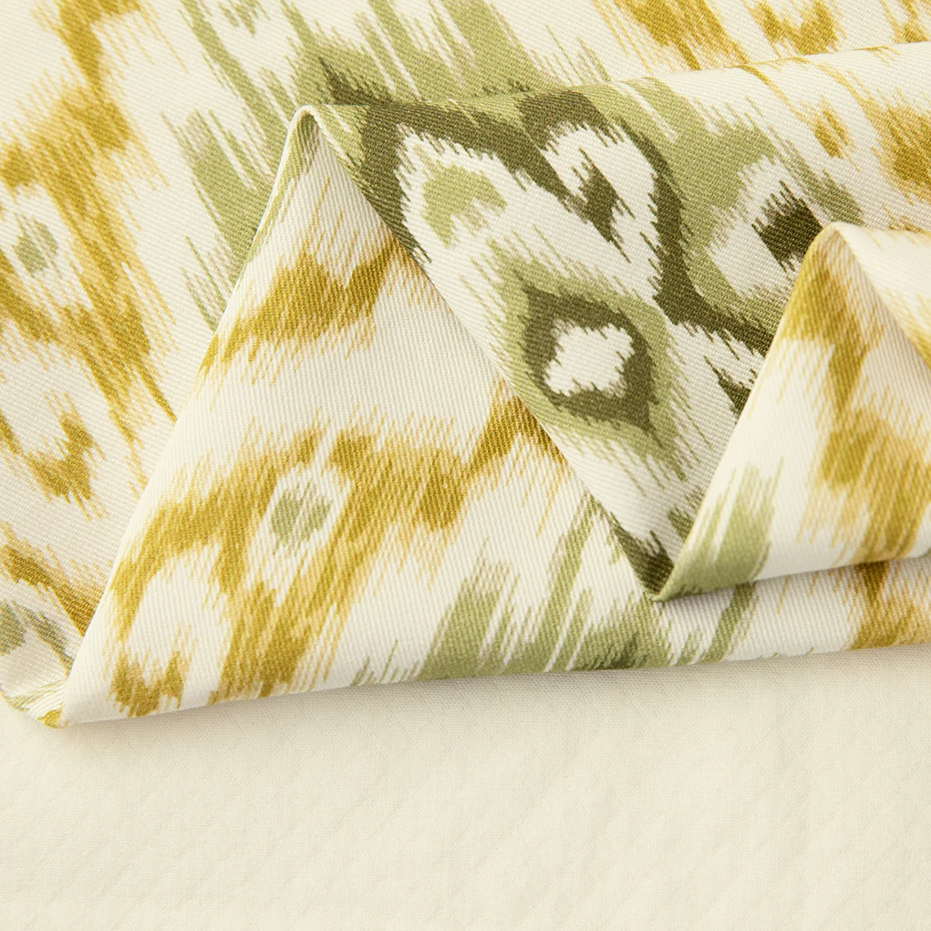 Этнические узоры 160gsm, средний вес, 100% вискоза, ткань из вискозы с принтом для одежды