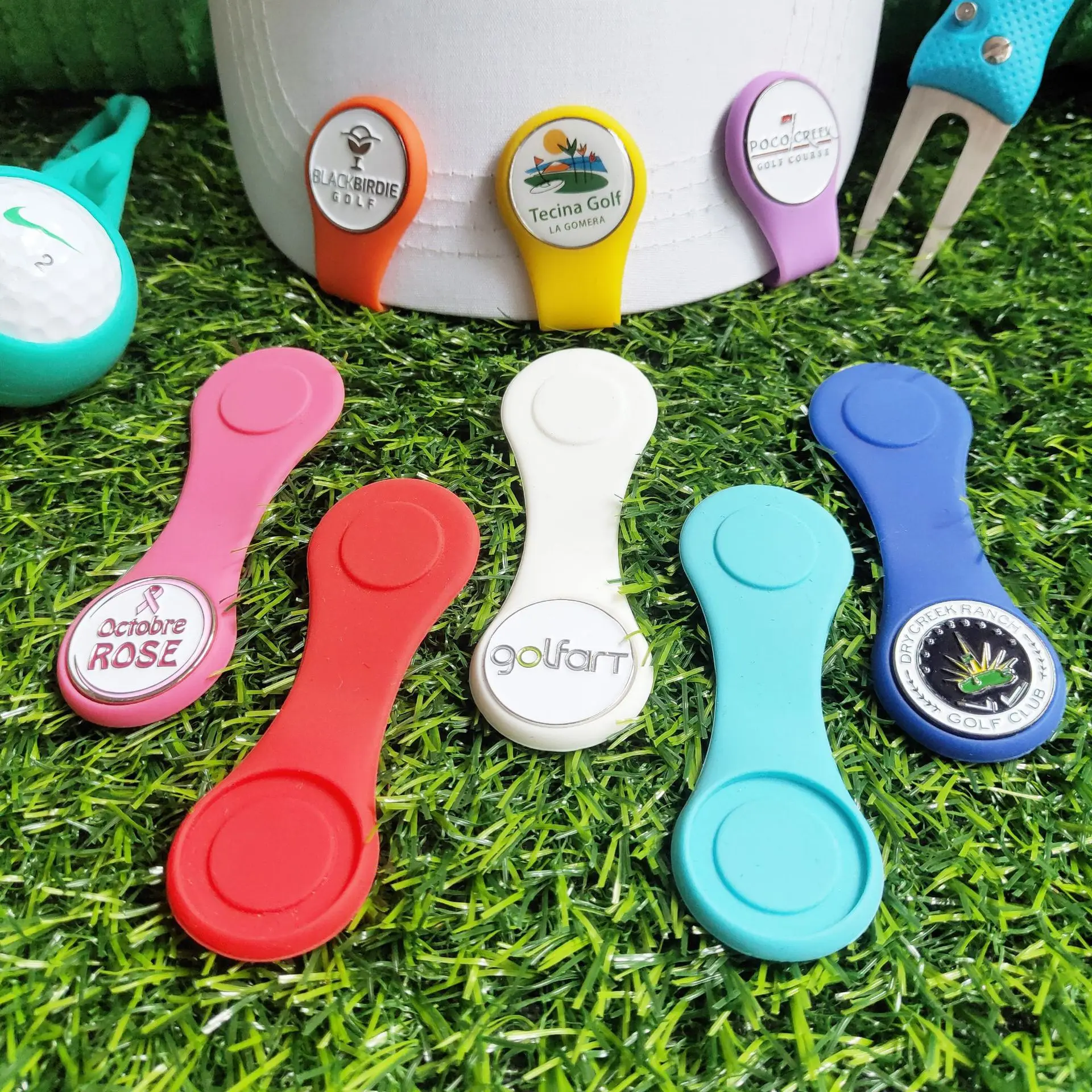 Silicone Magnetic Hat Clip With Golf Ball Marker Golfer Gift supplier