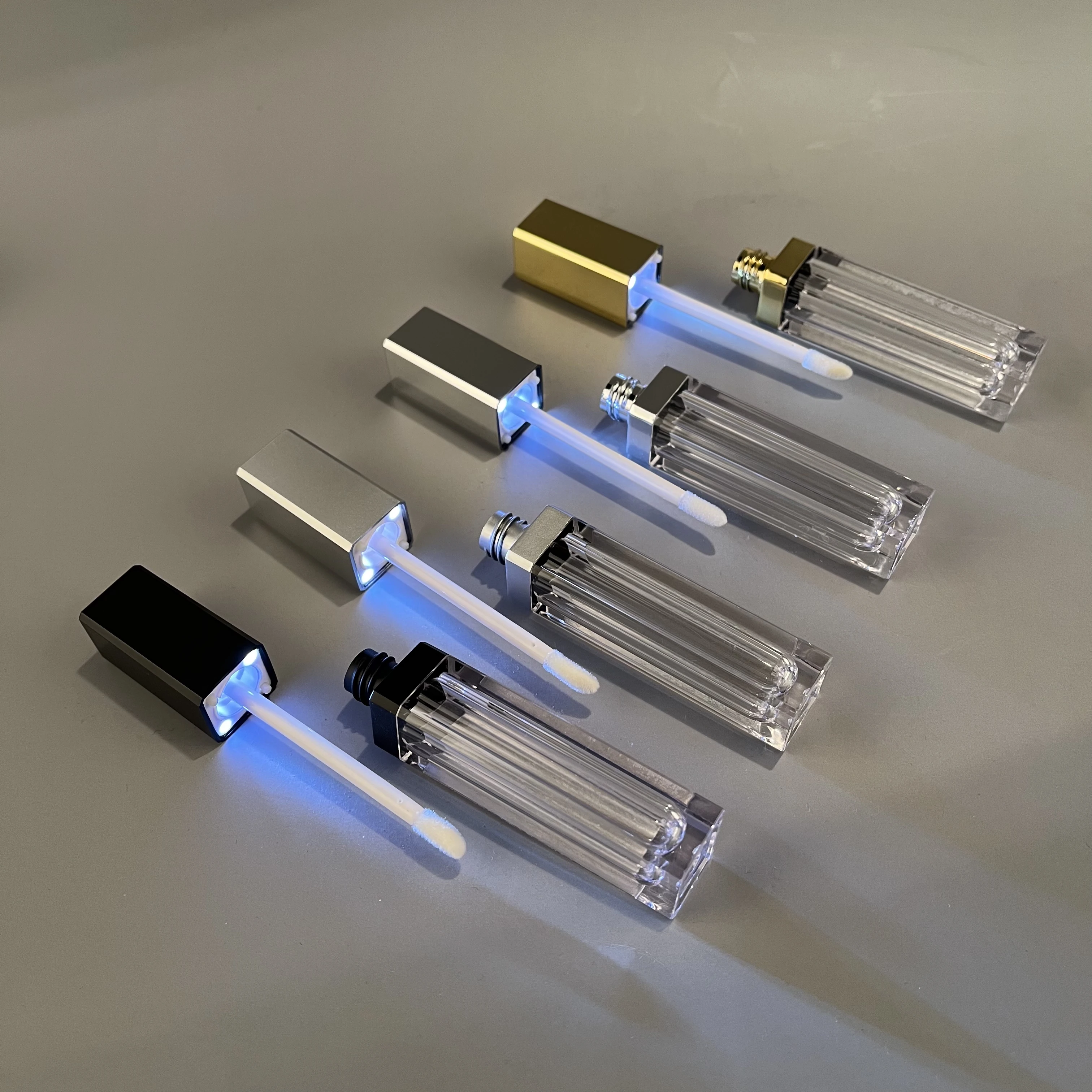 Мини-тюбик для блеска губ с индивидуальной фирменной маркой 4 мл 5 Прозрачный квадратный Золотой пустой контейнер тюбик упаковки бутылка