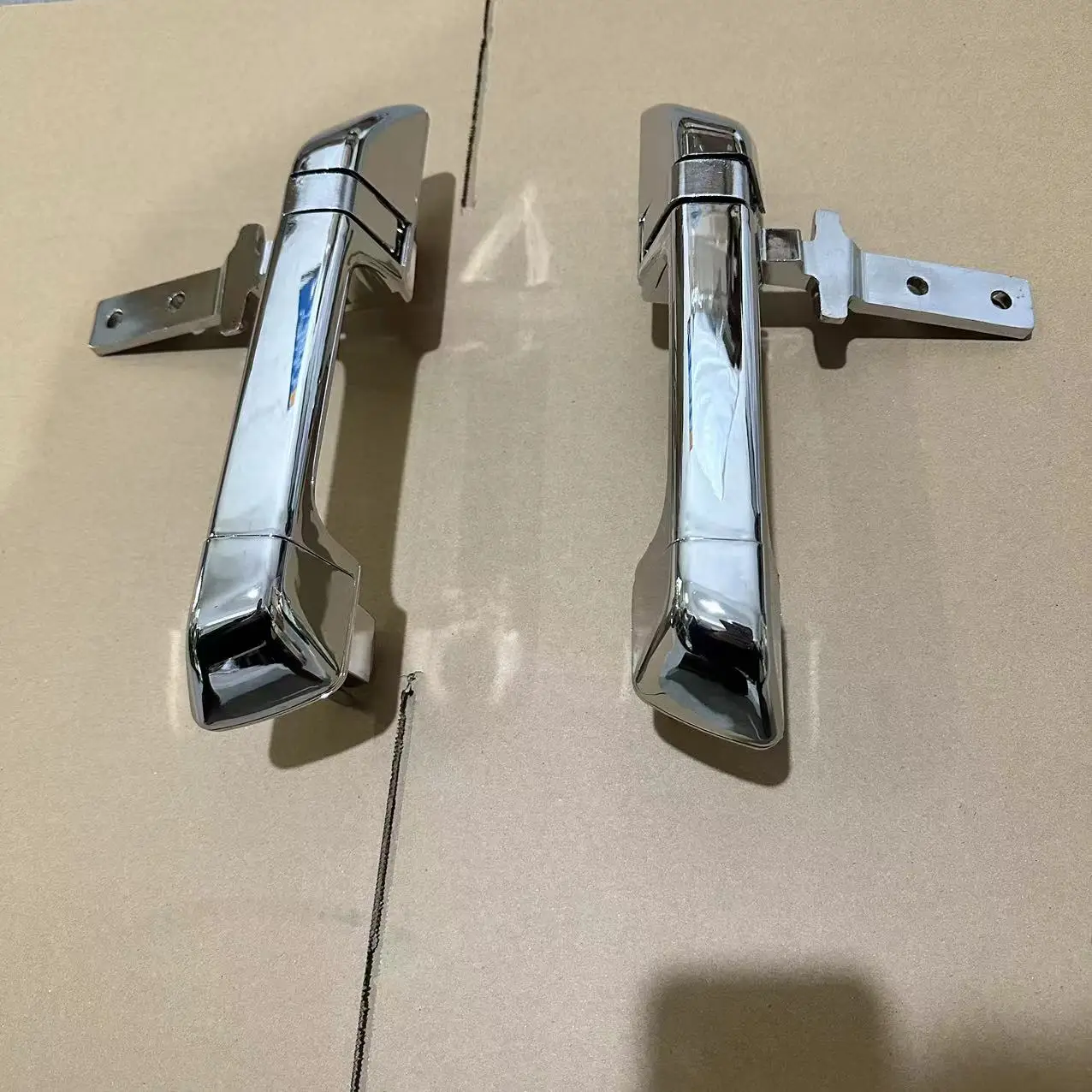 Japanese Truck New HIN 700 Chrome Handle