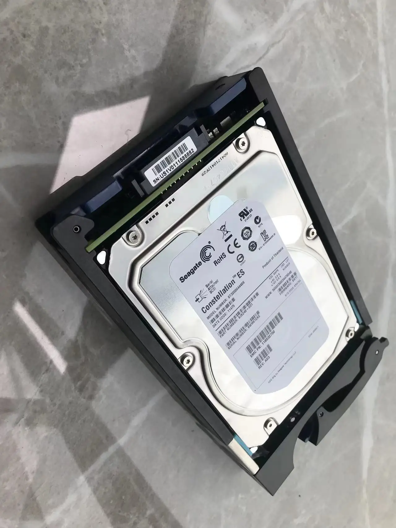 005049607 2 ТБ 7200 об/мин 7 К 6 Гб SAS 3 5