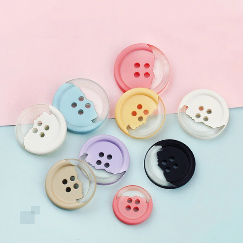 Wholesale Beautiful 4 Holes Round Colorful Sewing Fancy Plastic Resin Button