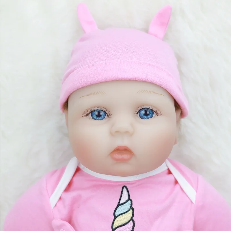 Фабрика изготовленный на заказ Высокое качество Популярные 22 дюймов винил реалистичные куклы Мягкие хлопковые средства ухода за кожей Reborn Baby куклы игрушка набор для девочек