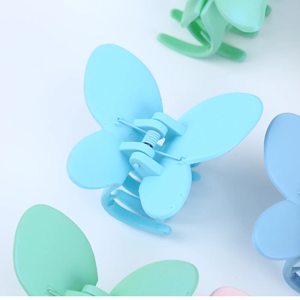 Оптовая продажа корейские дешевые аксессуары для волос летние красочные матовые цветные заколки с бабочкой большие на толстых