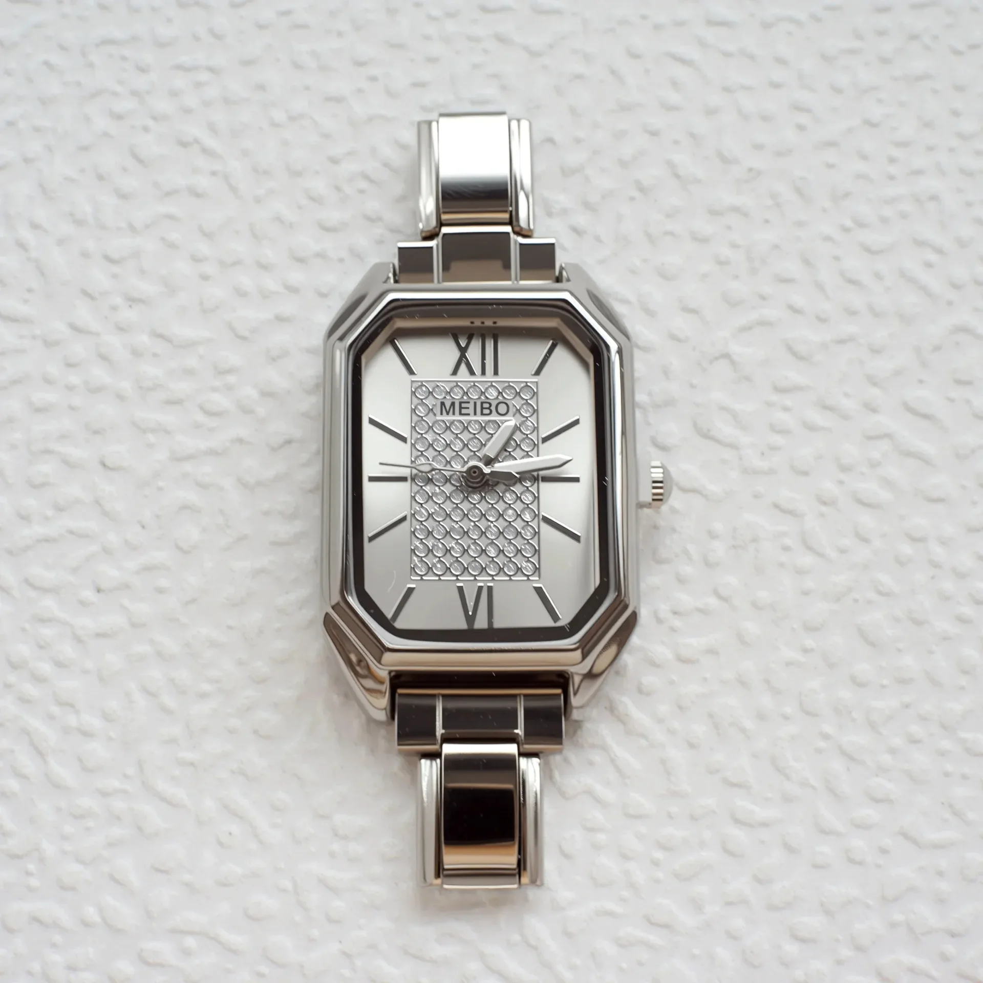 Hot-selling Eco-Friendly Women's Quartz Watch Stainless Steel Band Pin Buckle Clasp Square Case Diamond-Inlaid Design Watch