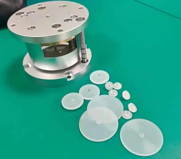 IPM15T Mini Plastic Injection Molding Machine Hand Touch Automatic ...