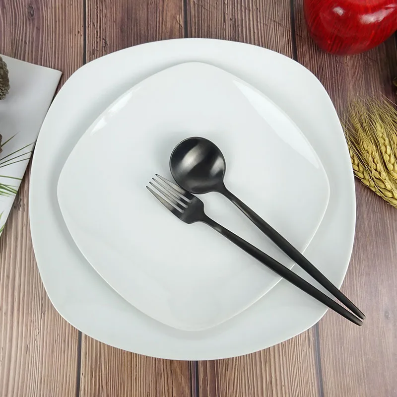 Luxury Fine China Ceramic Dinnerware Set Unique Design Eco-Friendly Plates with Engraving Technique manufacture