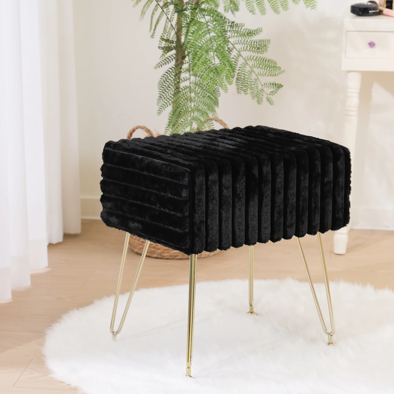 High Quality Faux Fur Ottoman Foot Stool for Living Room