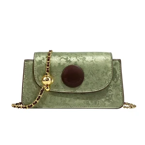 2023 Mini Ladies Chain Saddle Messenger Bag New Fashionable PU Material Thread Pattern Waterproof All Small Shoulder Cover