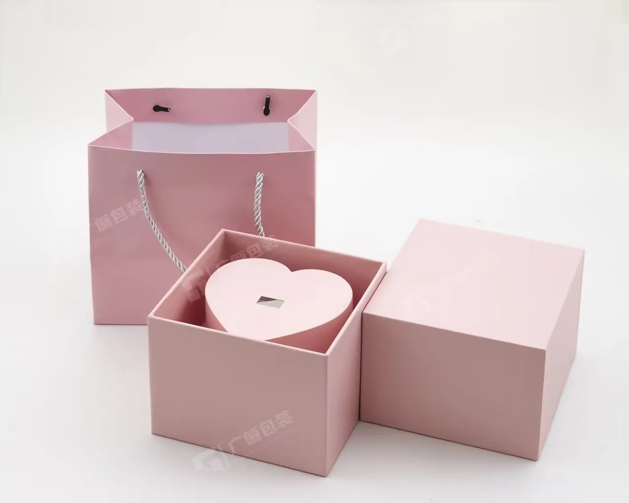 Musical Jewelry Ring Box with LED Light and Melody Perfect Present for Engagement Jewelry Best Price Hot Sale