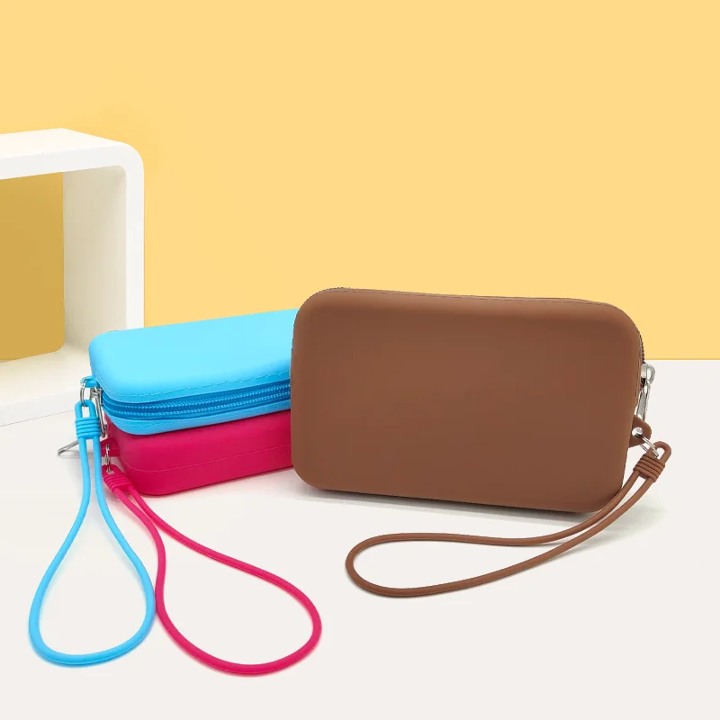 Custom Logo Outdoor Plastic Material Waterproof Silicone Coin Purse Travel Storage Pouch Toiletries Cosmetics Zipper Makeup Bag