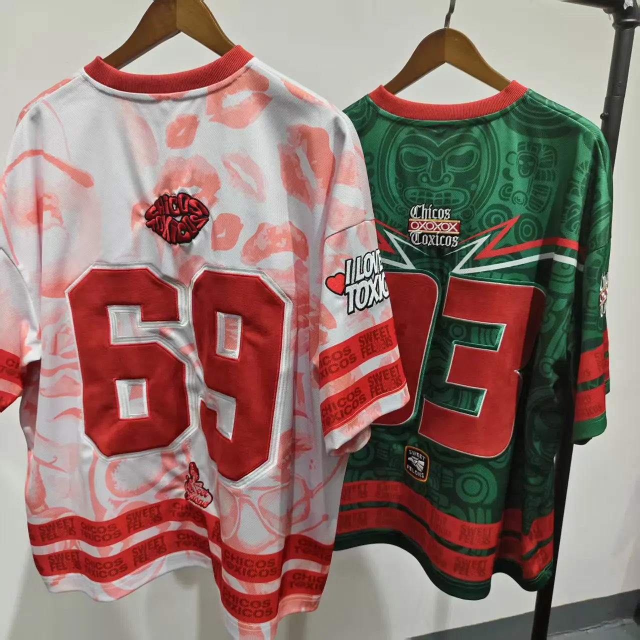 Custom New Fashion Sports Jersey Sublimation Colorful Design Football Jersey Hip Hop Sports Mesh Practice Plain Football Shirt gallery 8