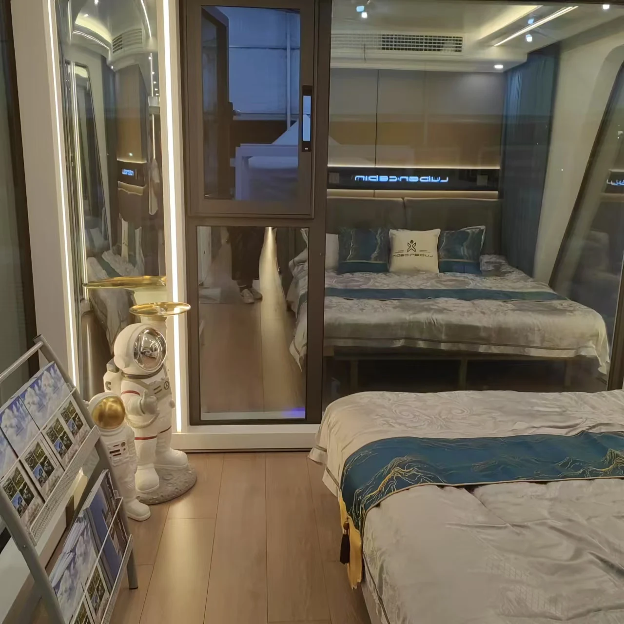 Luxury Modular Prefab House Container Cabin With Tiny Concrete House Manufactured in China by Luxury Prefab House Producer