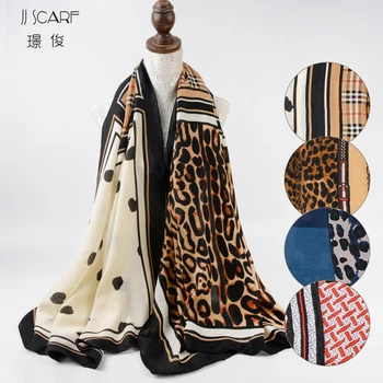Wholesale fashion modern fancy geometric leopard prints 2020 scarf for women