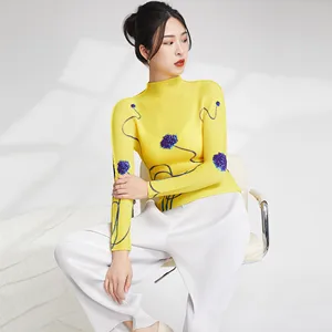 Factory Custom Summer Fashion Pleated Printing Casual Style Top Long Sleeve T-Shirt Pleated Elastic Fitted Shirt