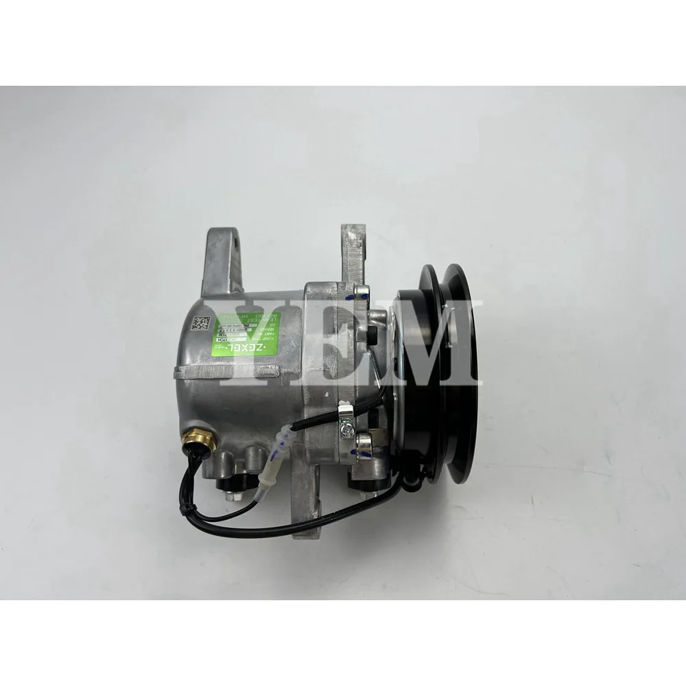 Excellent Quality A/C Compressor RD451-93900 for Kubota Skid Steer Loader SVL75C SVL95 U55 SSV65C 3