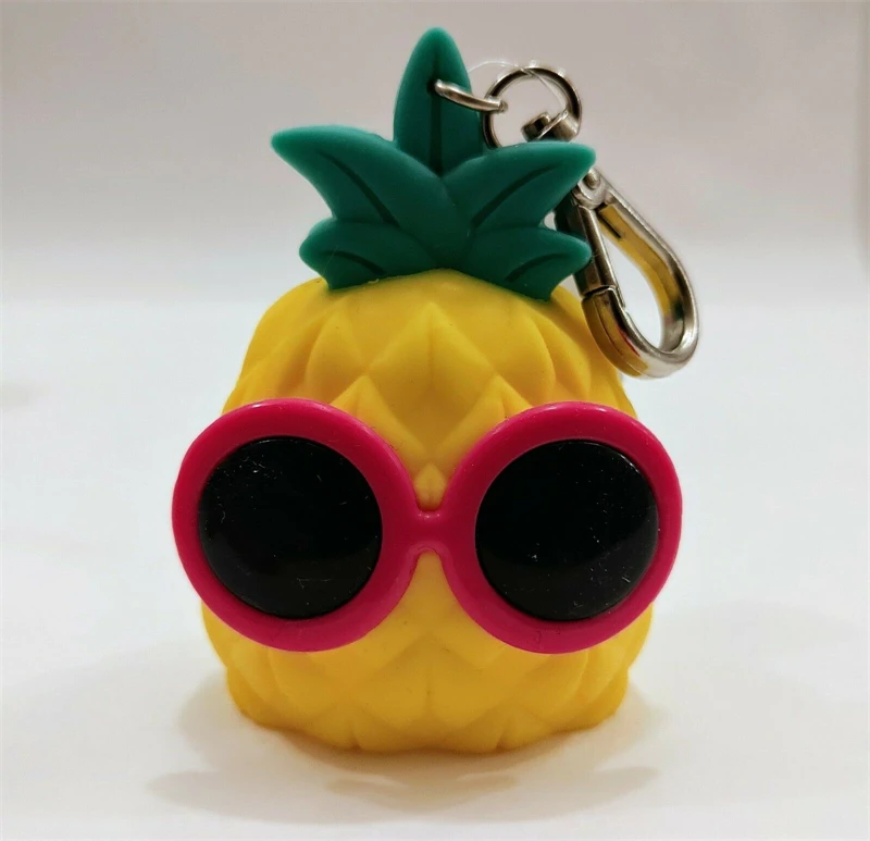 Customized Bbw 3d Design Cartoon Animal Silicone Hand Sanitizer Bottle Holder