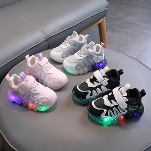 Hot Selling Outdoor Sport Breathable Anti-slip Soft Soles Children's Sneakers Shoes with Luminous Sole