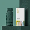 verde oscuro con caja de papel