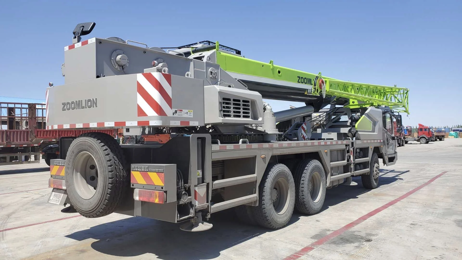 Zoomlion Truck Cranes Qy70 70ton Pick Up Crane New Palfinger