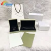 สีขาว