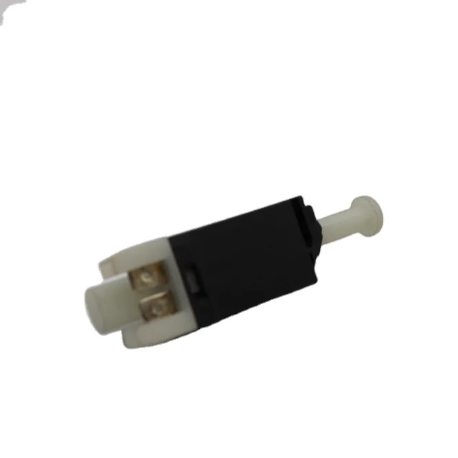 New Brake Light Switch For DACIA Logan NISSAN OPEL RENAULT VAUXHALL 60934093,8200276361 
