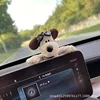 Adorno de pantalla tumbado de perro con espejo volador