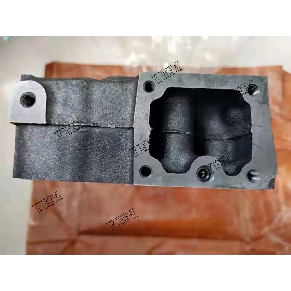 D1305 Cylinder Head for Kubota Cylinder Head Machinery Engine Spare Parts 3