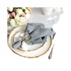 Servilleta de boda gris y colorida con borlas