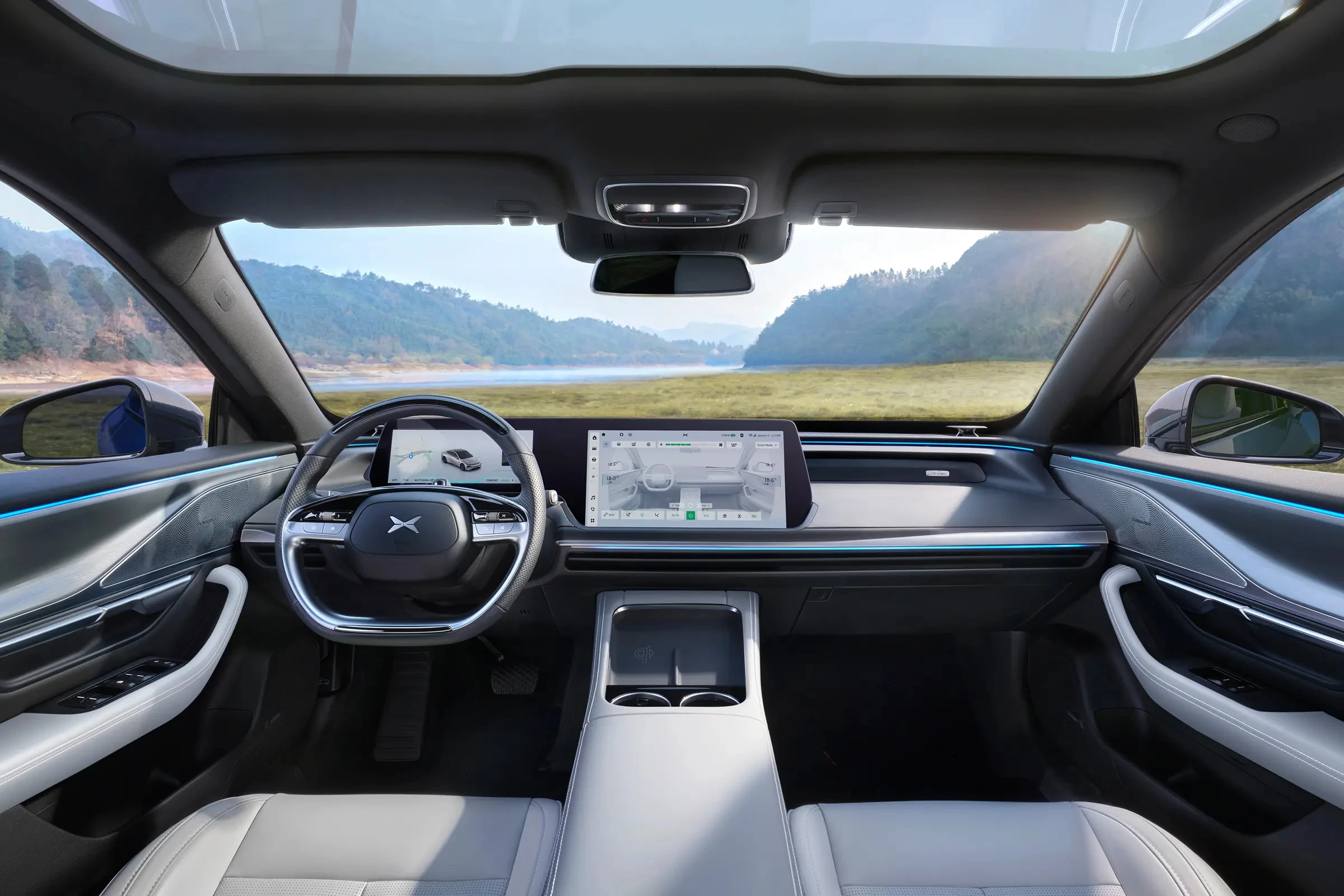 Xpeng P7 i aracı için Sıcak Satışta Yüksek Kaliteli Dört Kapılı Beş Koltuklu Yeni Enerji Tam Elektrikli Arka Tekerlekten Tahrikli Sedan