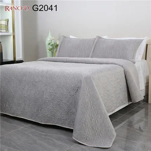 OEM ODM Factory Microfiber Quilt Embroidery Quilts Bedding Bedspreads  Classical Solid Quilt Bedspread