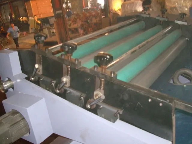 Manual Die Cutting Machine Hand Fed Paper Plate Punching Hot Foil Stamping