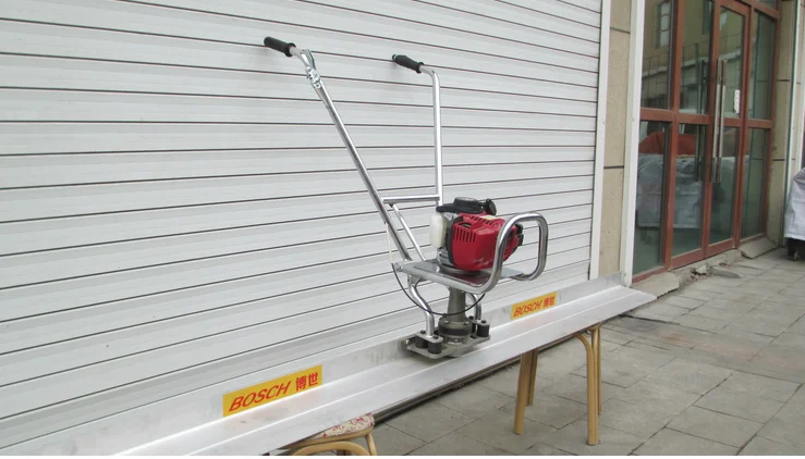 Concrete Vibrating Screed Floor Leveling Machine for Construction Works for Sale